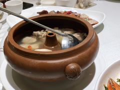 汽锅老母鸡汤-和记小菜(大宁店)