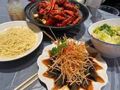 -肥肥虾庄·金牌油焖大虾(杨园滨江时代walk店)