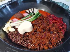 -园里串香牛肉串串火锅(新繁店)