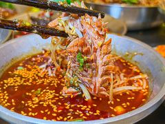 -蓉三少冒烤鸭·四川小吃集(北京首店)