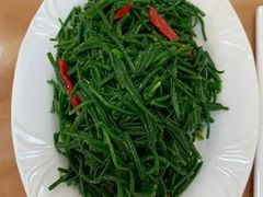 -苏莱特色牛骨滩羊手抓馆(长城东街总店)