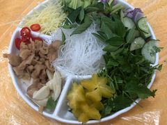 -官塘陈记鱼生·潮汕砂锅粥·牛肉火锅(潮枫路总店)