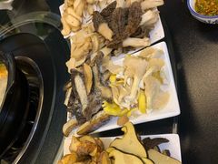 -野菌皇海景野生菌火锅(滨海大道店)