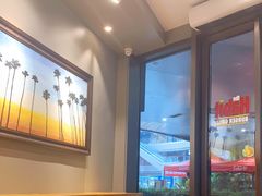 -The Habit Burger Grill 哈比特汉堡(爱琴海店)