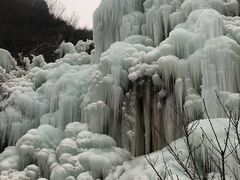 -大平台龙居瀑布旅游区