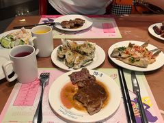 -四海一家自助餐(益田假日广场店)