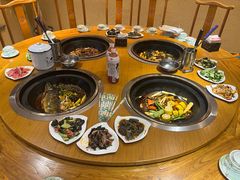 -缘福乡村铁锅炖民宿(八达岭店)