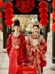 -薇薇新娘婚纱摄影(跃进北路店)