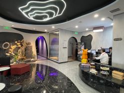 -TOP HAIR SALON