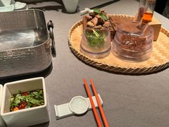 -左庭右院鲜牛肉火锅黑金店(陆家嘴中心店)