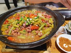 酸豆角鸽杂煲-小金鬼·煎饺·鸽子汤