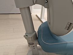 -康朴乐儿童学习桌椅(蓝色港湾店)