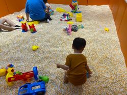 -爱婴室(上海浦建路店)