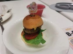 -奈尔宝家庭中心·亲子餐厅(鄞州万达店)