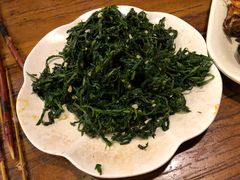 -一品江湖烧烤餐厅