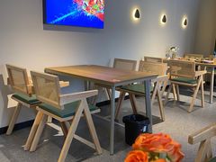 -臻鲜燕海鲜融合餐厅(金陵style店)