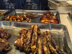 -老鼎万春卤菜(五代传承创始老店)