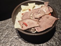 -三出山火锅(南京万象天地店)