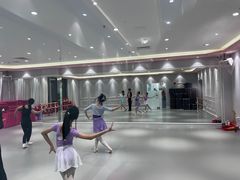 -芭芭拉舞蹈·星星演说家(珠江新城校区)