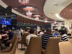 -荣誉国际酒店-云顶旋转餐厅