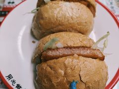 特色猪扒包-华星冰室(湾仔店)