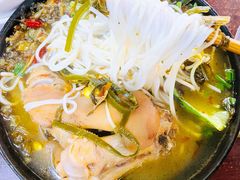 酸菜蹄膀米线-李米线(总店)
