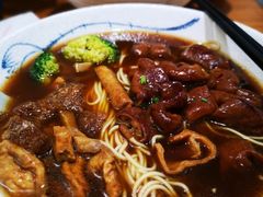 老卤肥肠面-囿面传统制面馆(中央路店)
