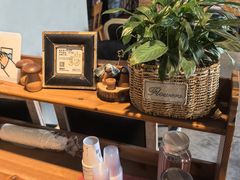 -房角石咖啡与书(吉大南校店)