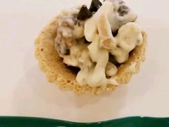 perrier充气天然矿泉水-星巴克臻选(广州沙面店)