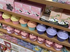 -名创优品(广东省广州琶洲保利广场店)