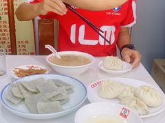 -陈寔包子王·卤煮小肠·京味小吃(龙潭店)