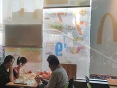 -麦当劳(伟城广场店)
