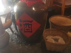 -老滇山寨•云南特色菜•地方菜•民族风情歌舞表演(金碧店)