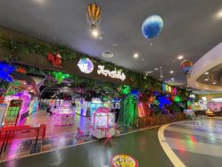 -菲菲羊乐园(临平银泰城店)