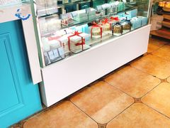 面包甜点陈列柜-佩家私房烘焙(宝龙店)