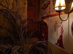 -临界音乐酒馆·小龙虾·江湖菜(华熙LIVE·鱼洞店)