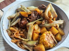-内蒙焖面大盆骨餐馆(山大路店)