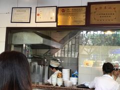 -伍湛记 · 广州老字号(龙津中路店)