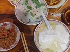 -老方桌烂蹄花川菜馆(九龙坡店)