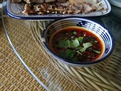 -宣威年猪饭·二十年云南家常菜·特色小炒肉·春季鲜花野菜上新(尚邻雅苑店)