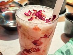 手作玫瑰奶白酒-芸山季·云南野生菌火锅(人民广场来福士店)