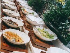 -金滏山烤肉·海鲜·火锅自助餐厅(襄阳万达店)