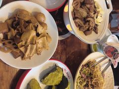 -老鼎万春卤菜(五代传承创始老店)