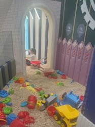 -MELAND CLUB亲子乐园·派对·餐厅(北京芳圆里ID MALL店)