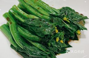 Stir-Fried Ecological Mustard Greens with Garlic