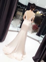 -艾米丽婚纱礼服