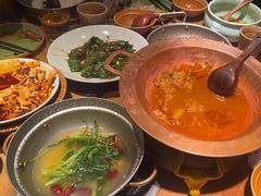 -吃饭皇帝大土家民族菜(正大广场店)