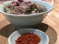 -全牛匠·乐山跷脚牛肉(新中关店)
