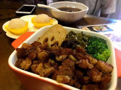 卤味饭卤肉饭-一口小满手作糯米糍(北山店)