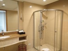 -江门新会碧桂园凤悦凤凰酒店(万达广场店)